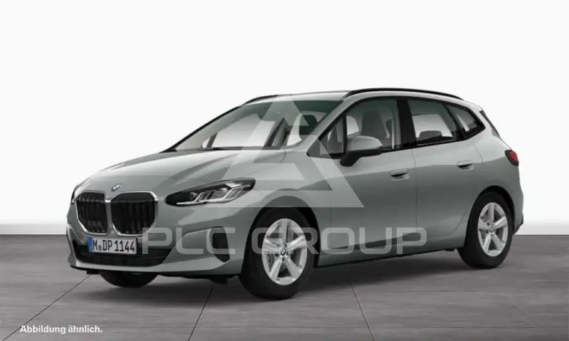2025 BMW 220
