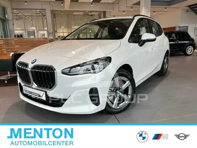 2025 BMW 220