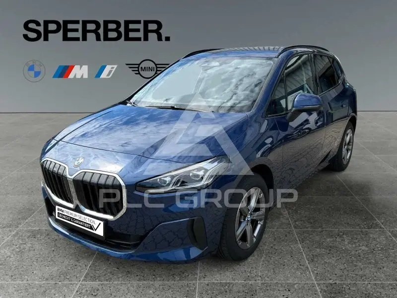 2025 BMW 220