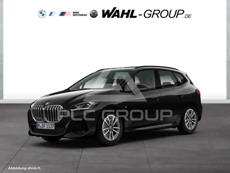 2025 BMW 220