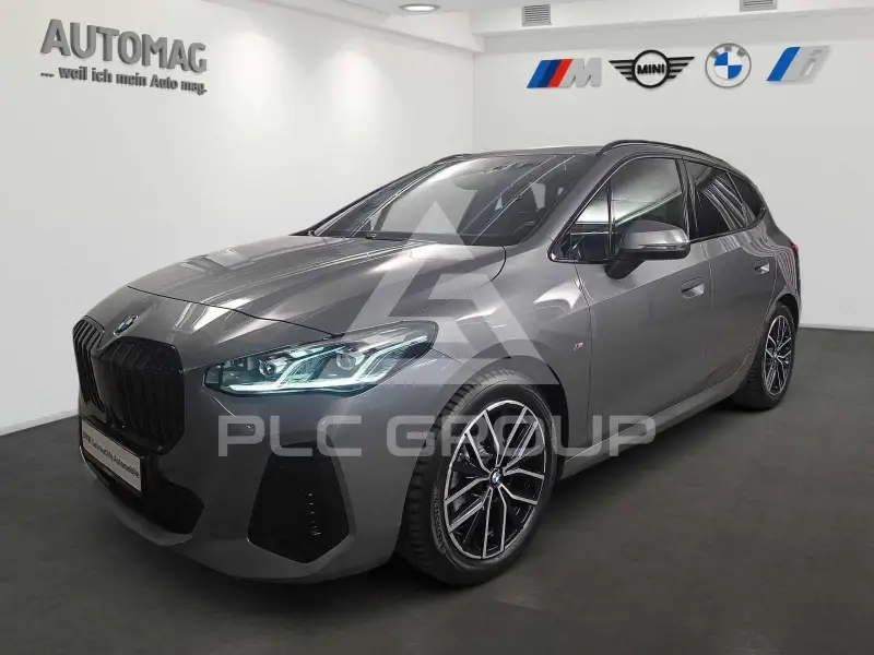 2025 BMW 220