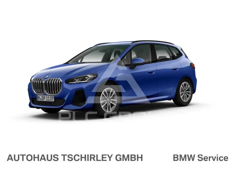 2025 BMW 220