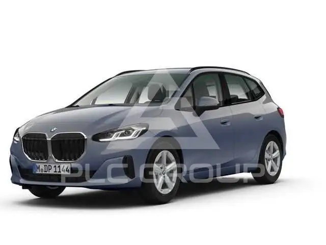 2025 BMW 220