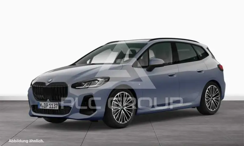 2025 BMW 220