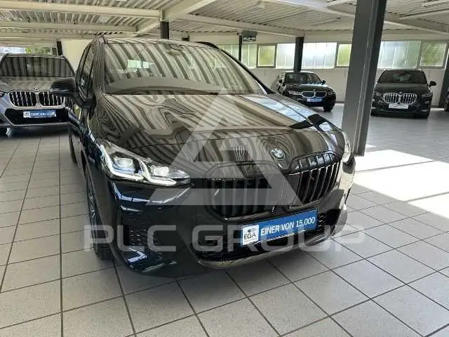 2025 BMW 220