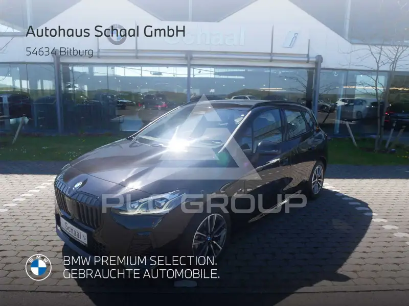 2025 BMW 220