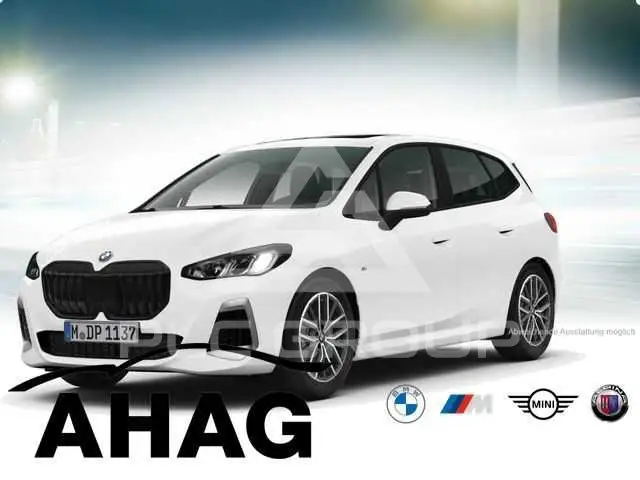 2025 BMW 220