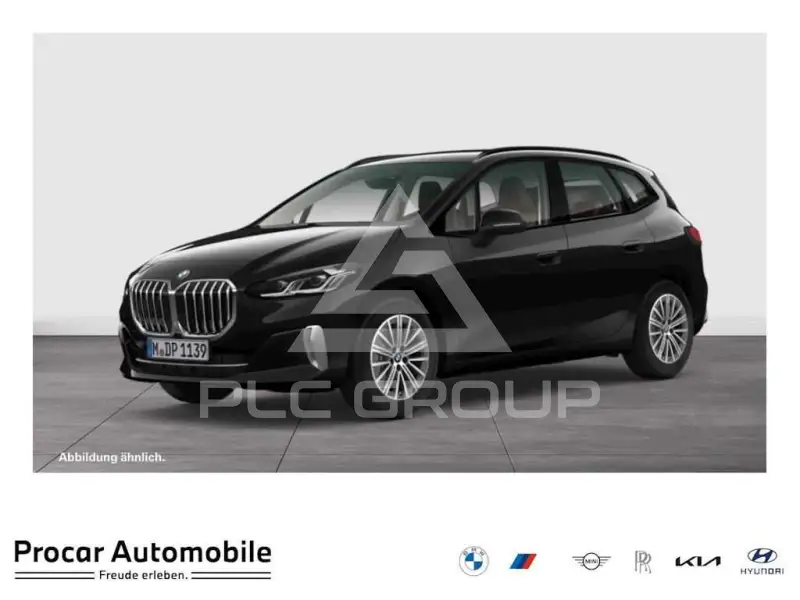 2025 BMW 220