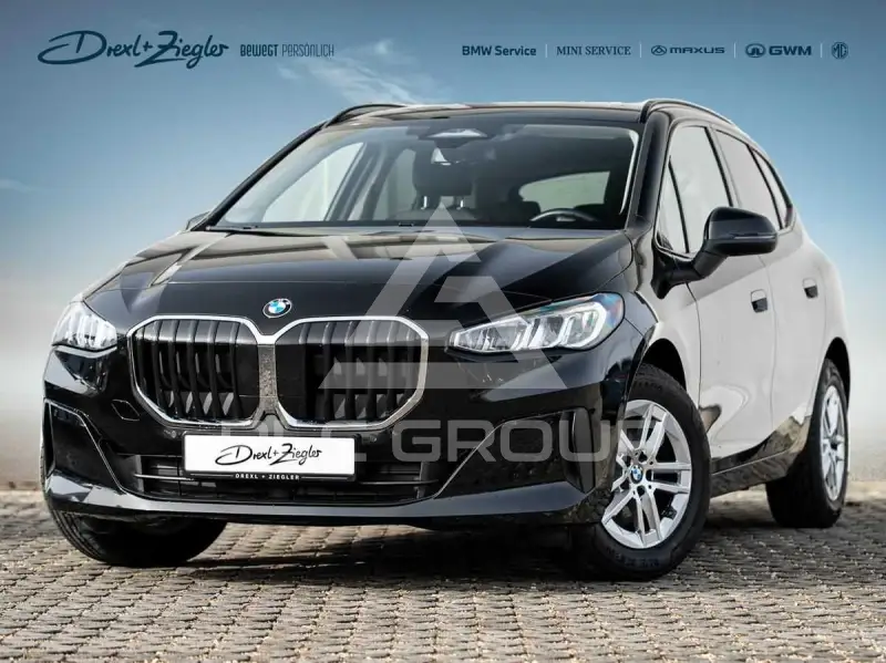 2025 BMW 220