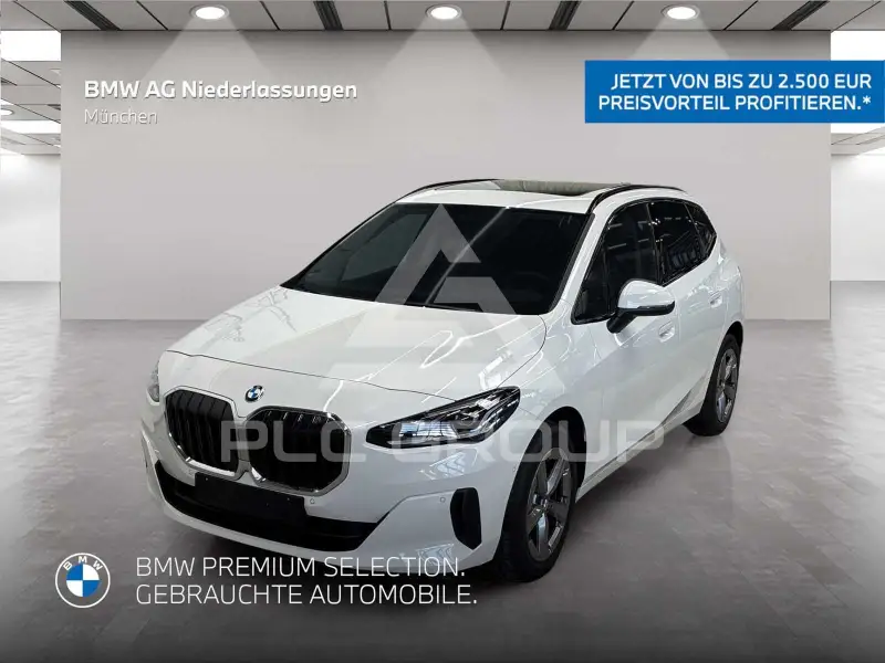 2025 BMW 220