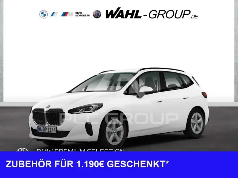 2025 BMW 220