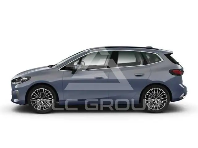 2025 BMW 220