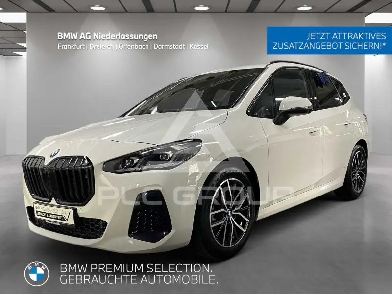 2025 BMW 220