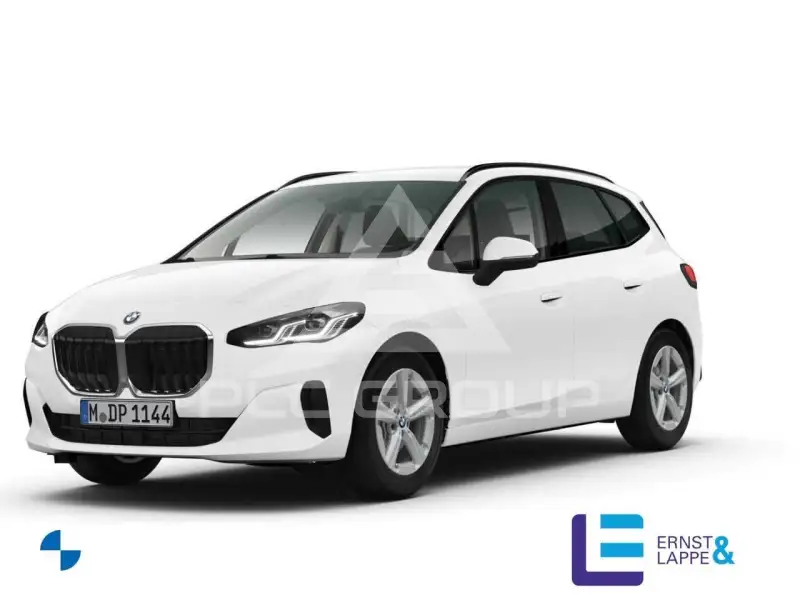 2025 BMW 220