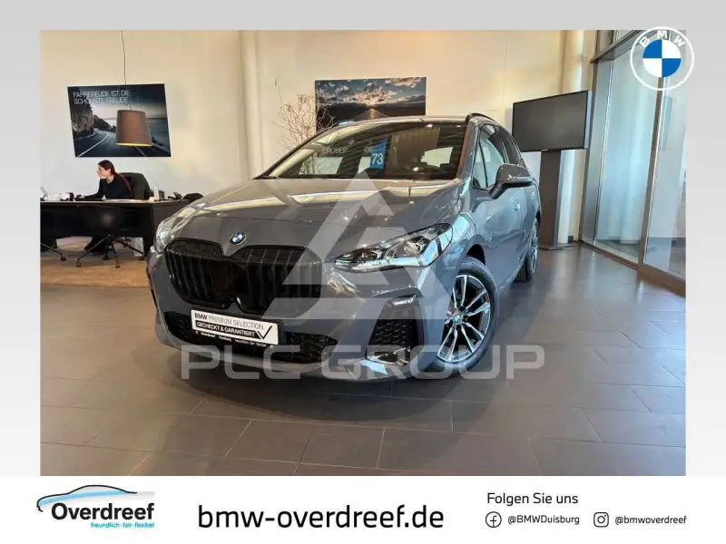 2025 BMW 220
