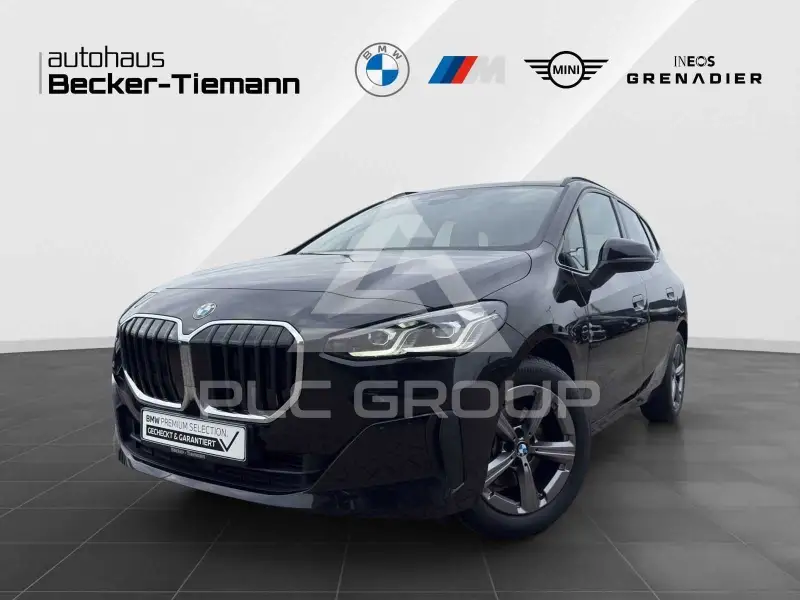 2025 BMW 220