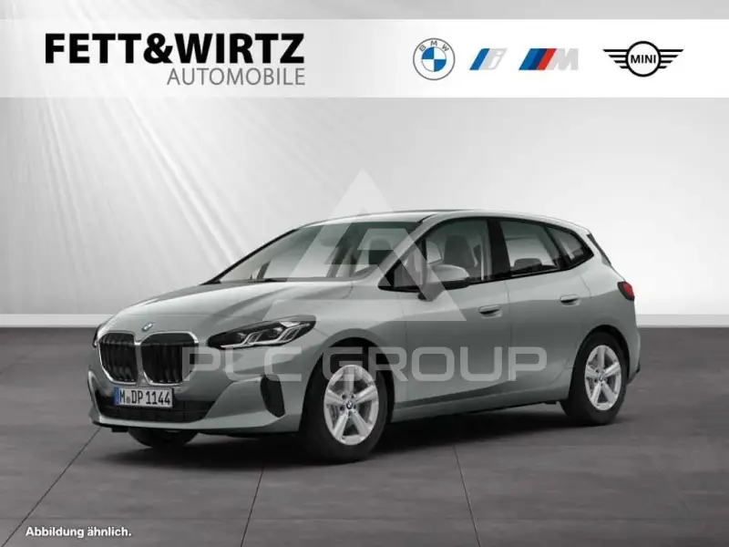 2025 BMW 220