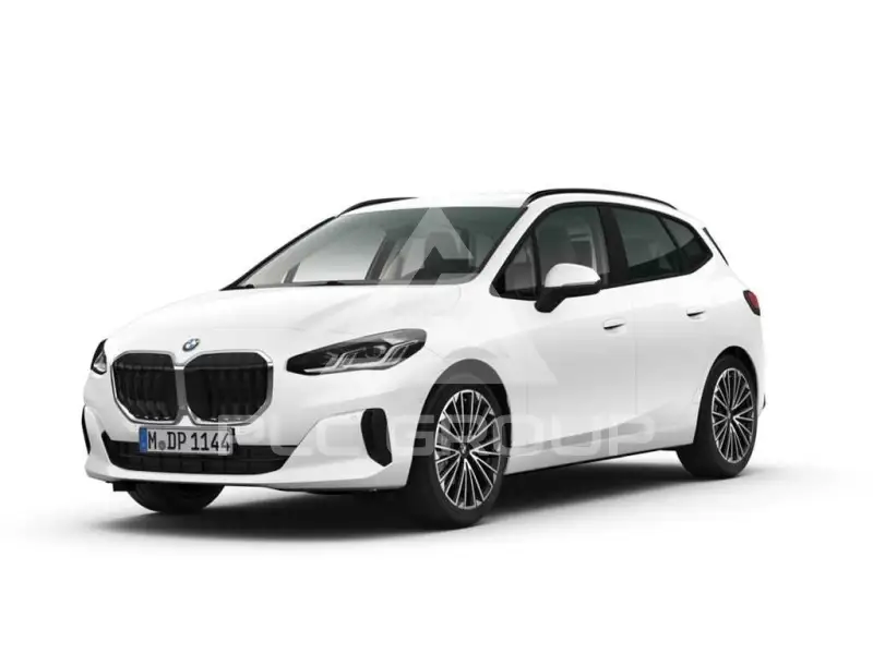 2025 BMW 220