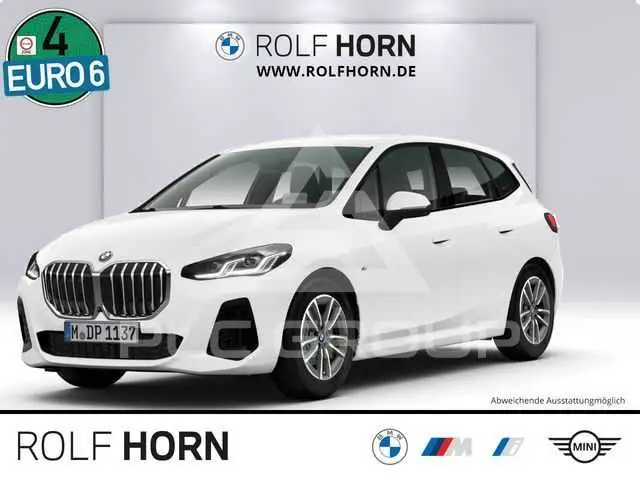 2025 BMW 220