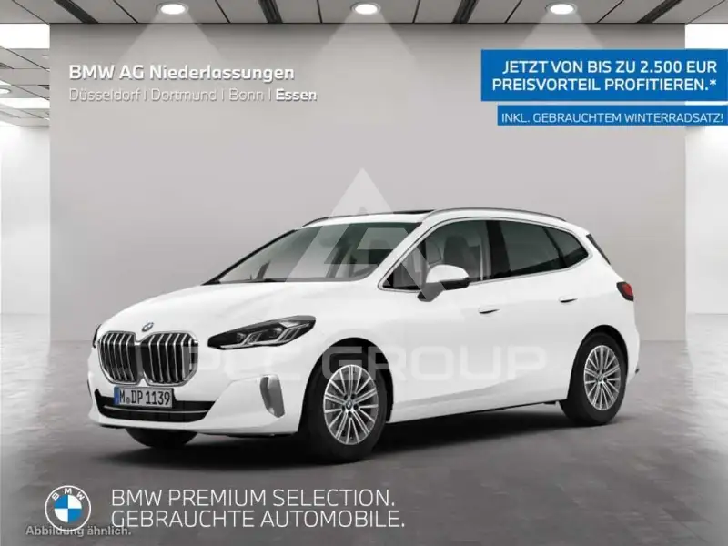 2025 BMW 220