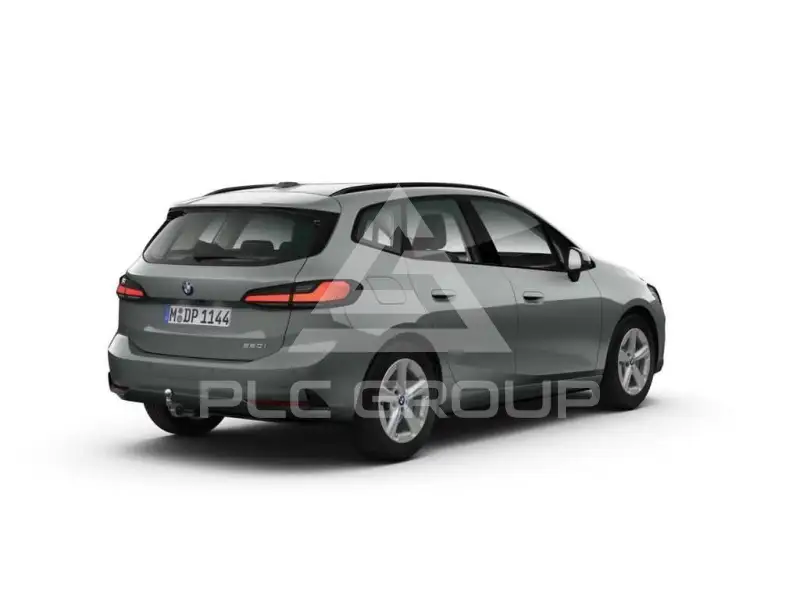 2025 BMW 220
