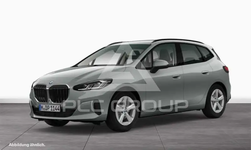 2025 BMW 220