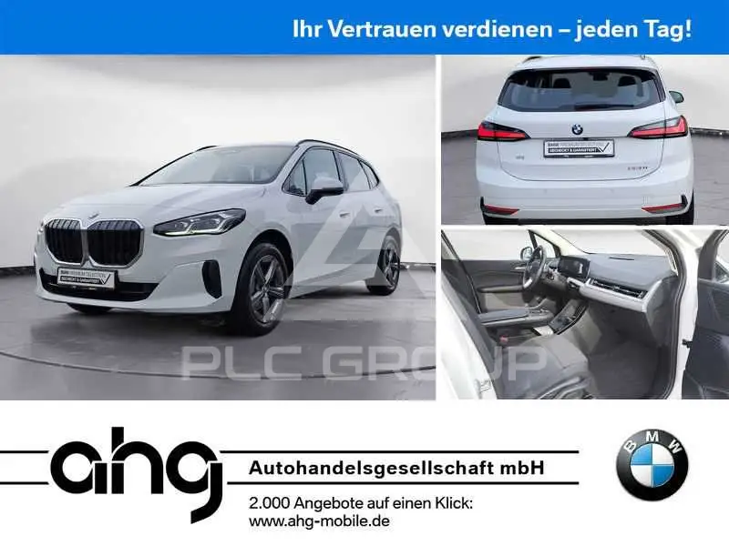 2025 BMW 220