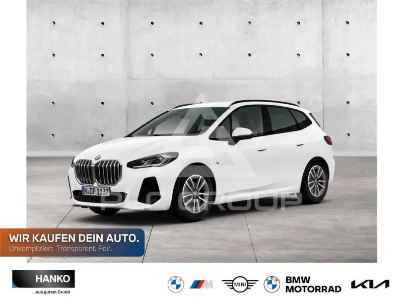 2025 BMW 220