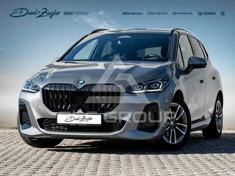 2025 BMW 220