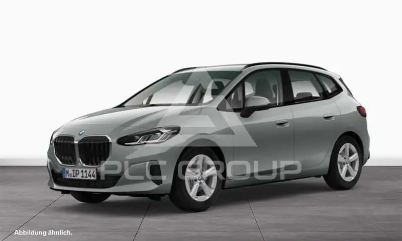 2025 BMW 220