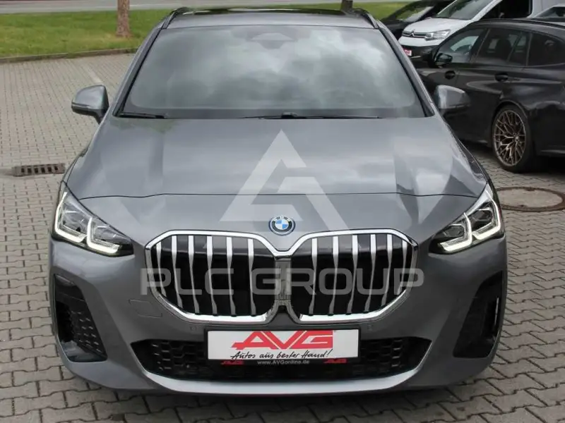 2025 BMW 225