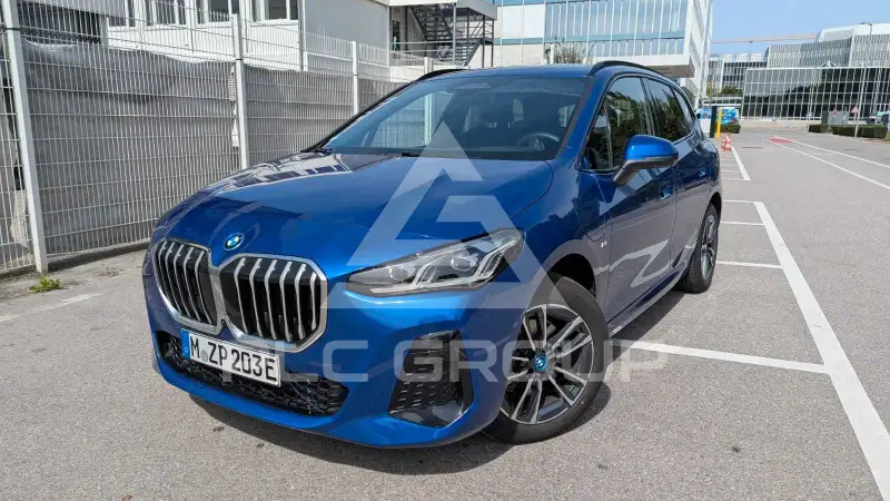 2025 BMW 225