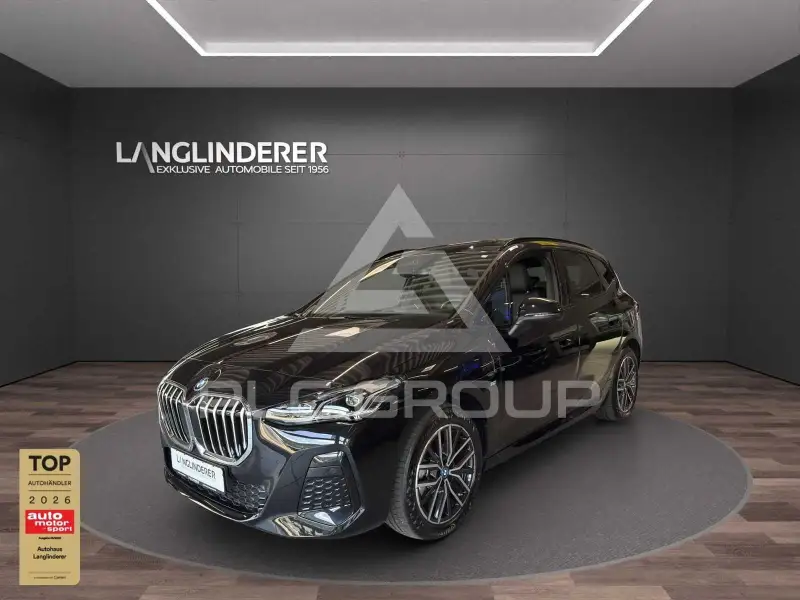 2025 BMW 225