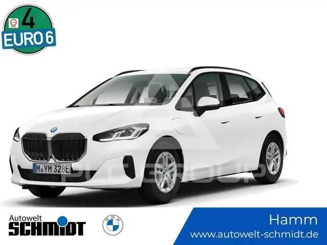 2025 BMW 225