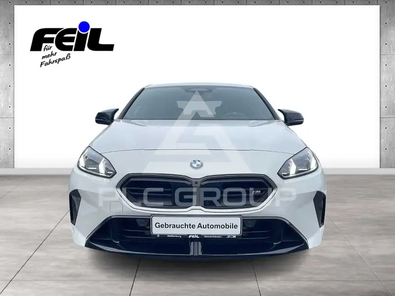 2025 BMW 235M