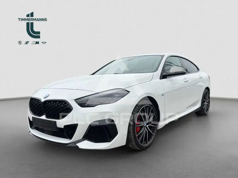 2025 BMW 235M