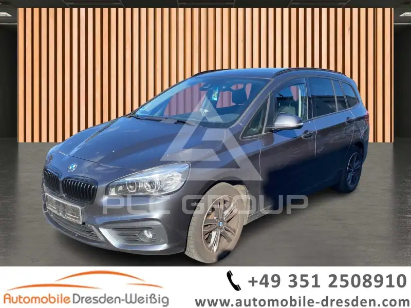 2025 BMW 220