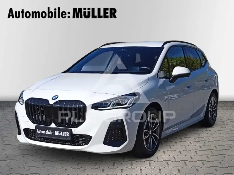 2025 BMW 218