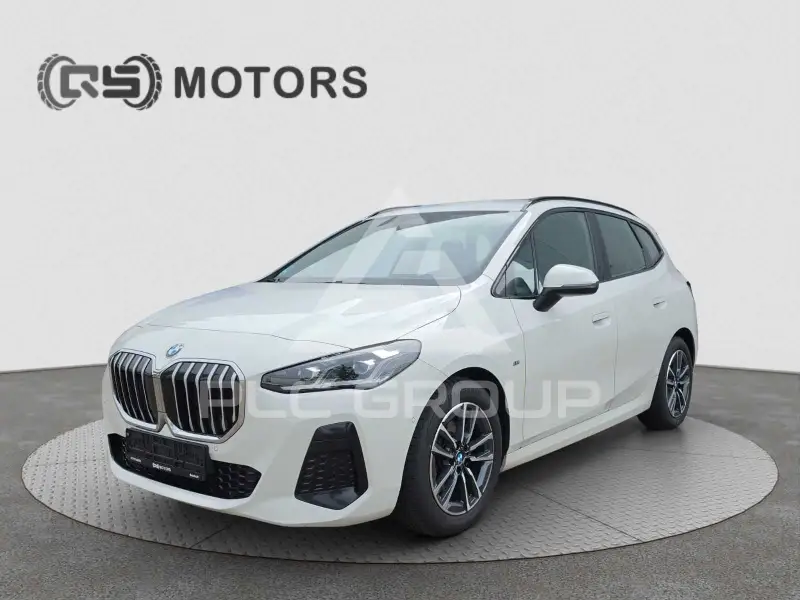2025 BMW 218
