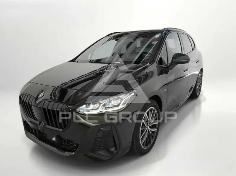 2025 BMW 218