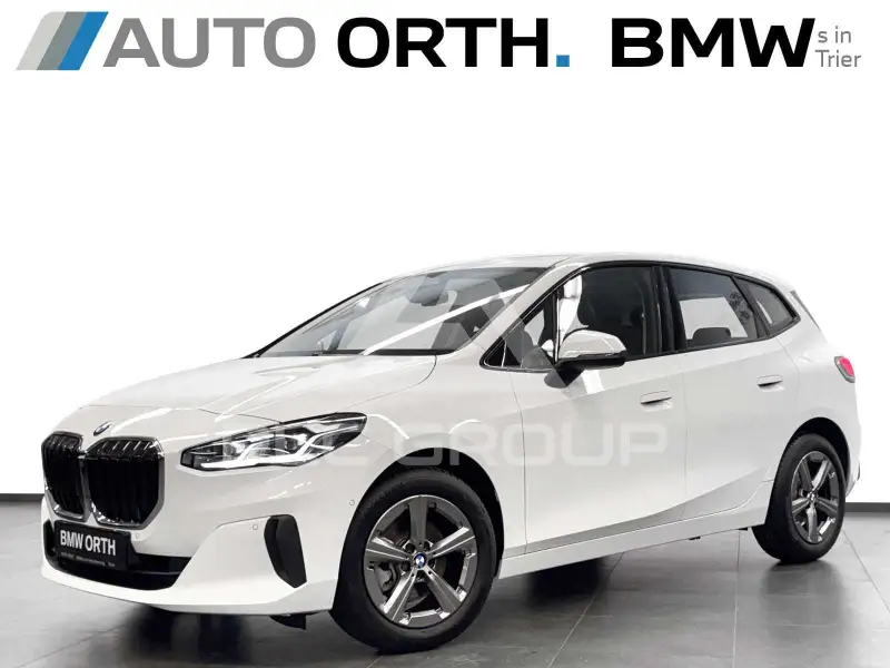 2025 BMW 218