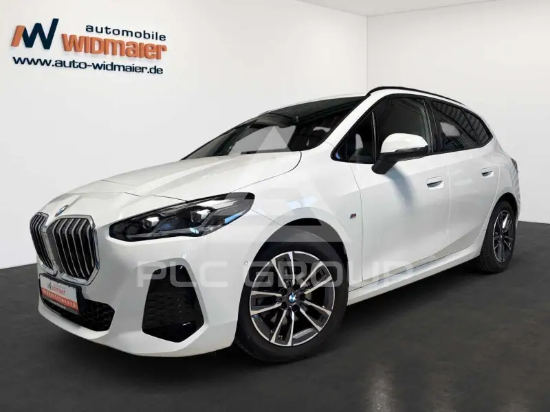 2025 BMW 218