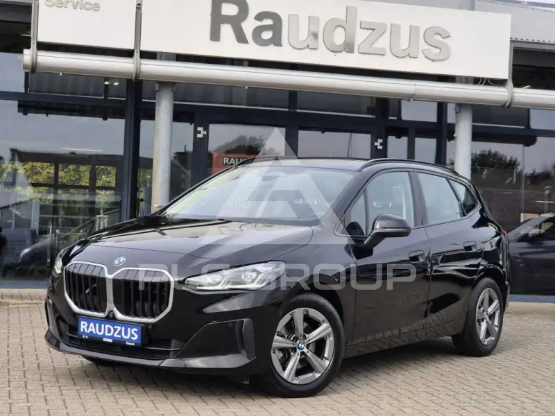 2025 BMW 218