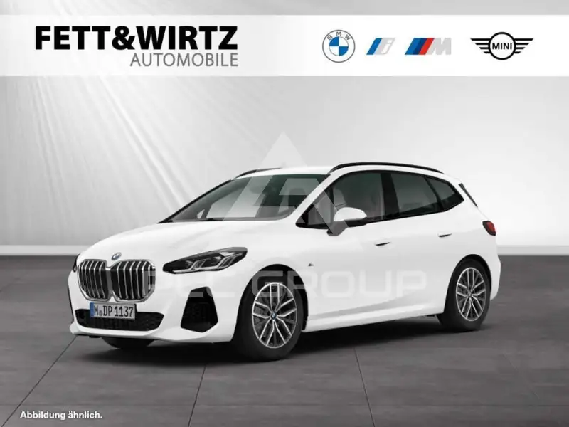 2025 BMW 218
