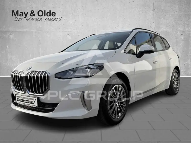 2025 BMW 218