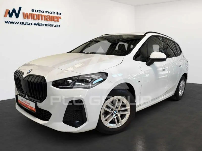 2025 BMW 218