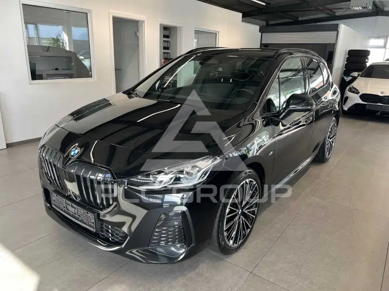 2025 BMW 218