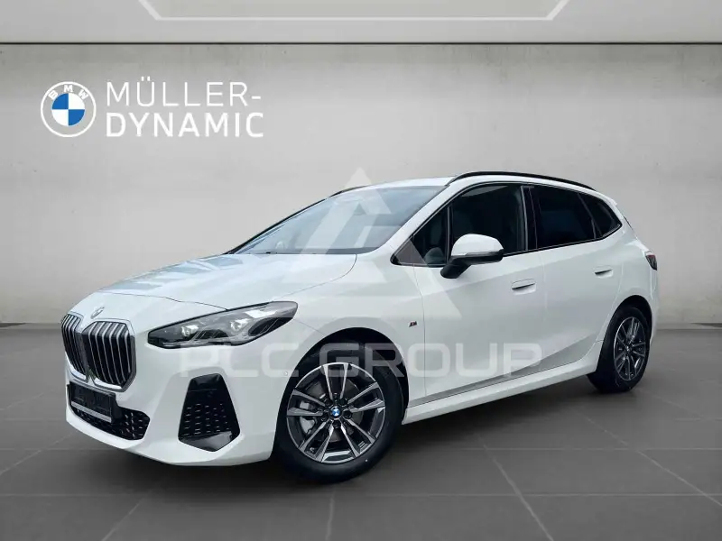 2025 BMW 218