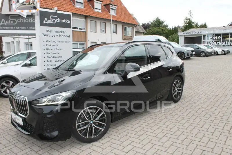 2025 BMW 218