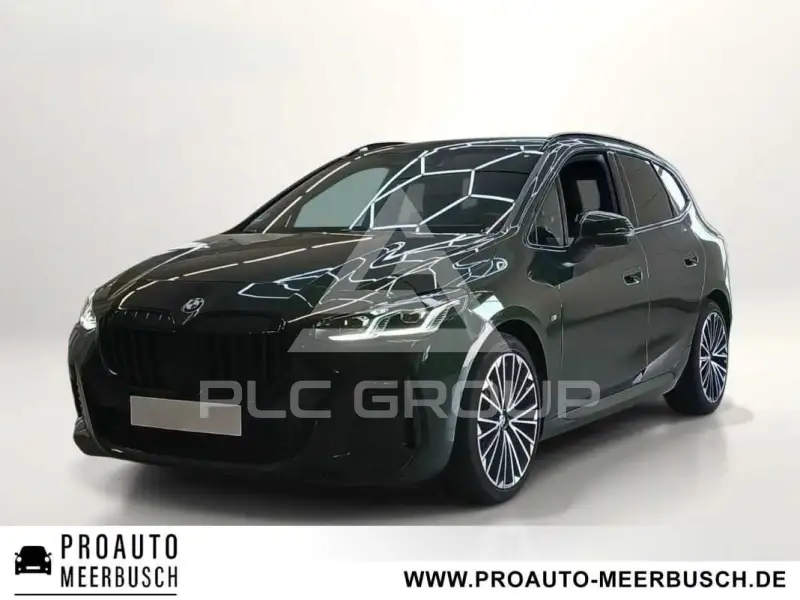 2025 BMW 218